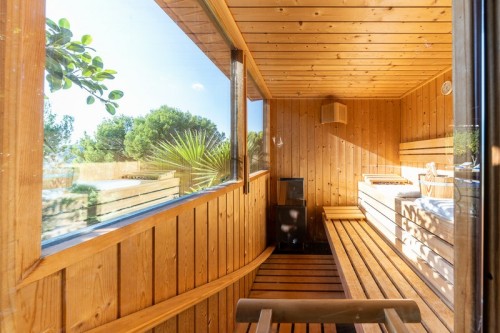 Momentos de relax en la sauna les instants de détente au sauna