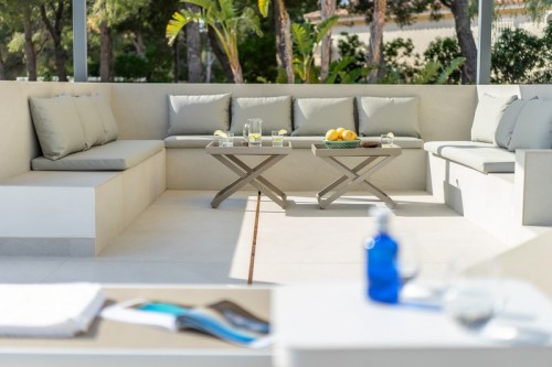 Una limonada a la sombra de la pérgola Une citronade à l'ombre de la pergola