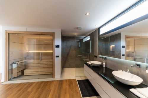 Relajarse en la sauna Vous détendre au sauna